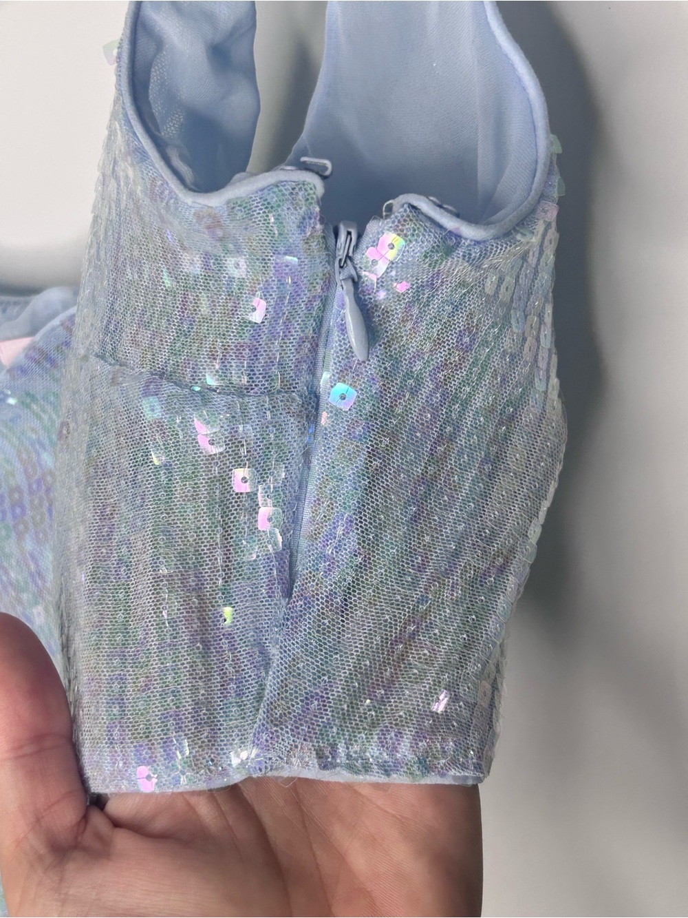 Victoria’s Secret Iridescent Sequin Crop Tank Top Blue NWT Party Festival - Picture 3 of 5